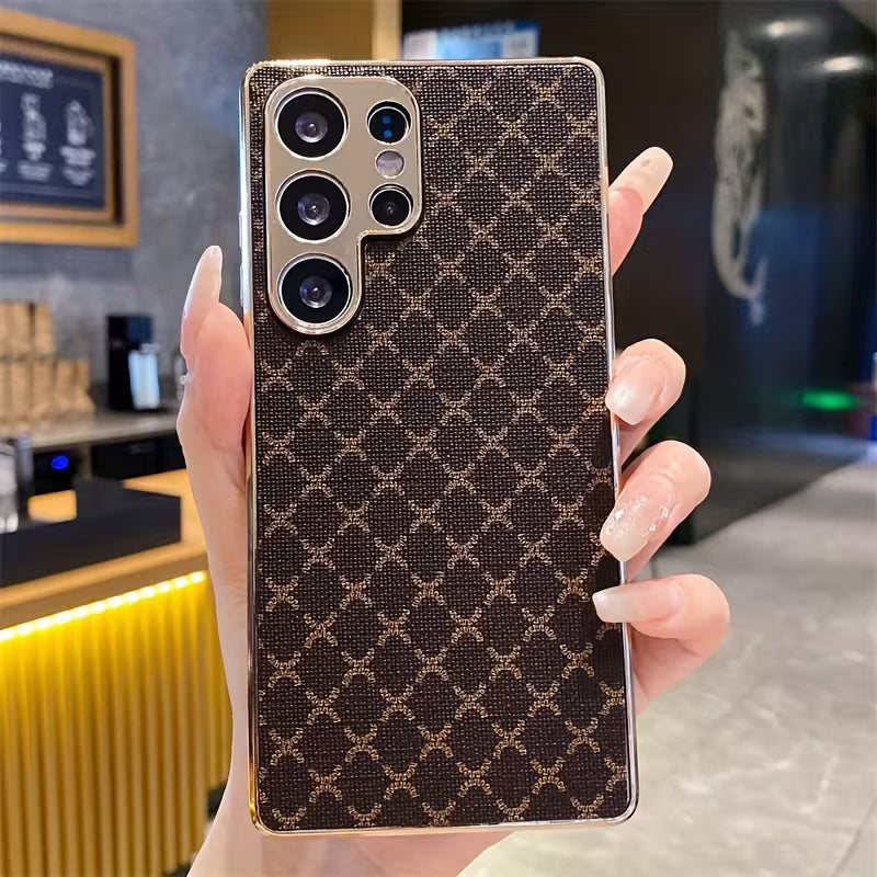Premium Checkered Pattern Case