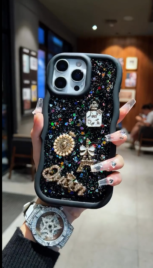 iPhone – Luxury Glitter Charm Case
