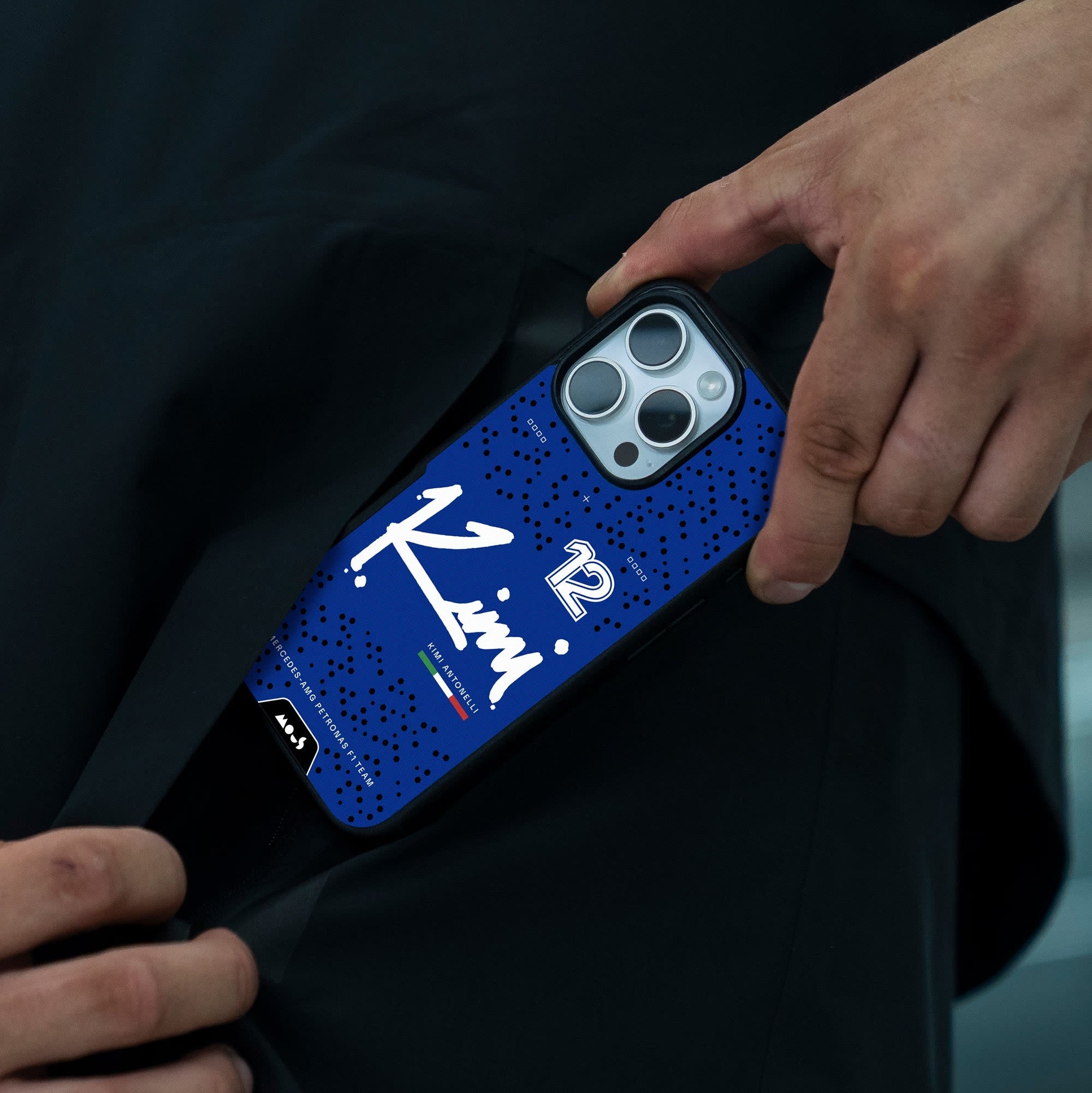 Petronas F1 Team Case