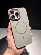 iPhone - Frosted Magsafe Shell Case