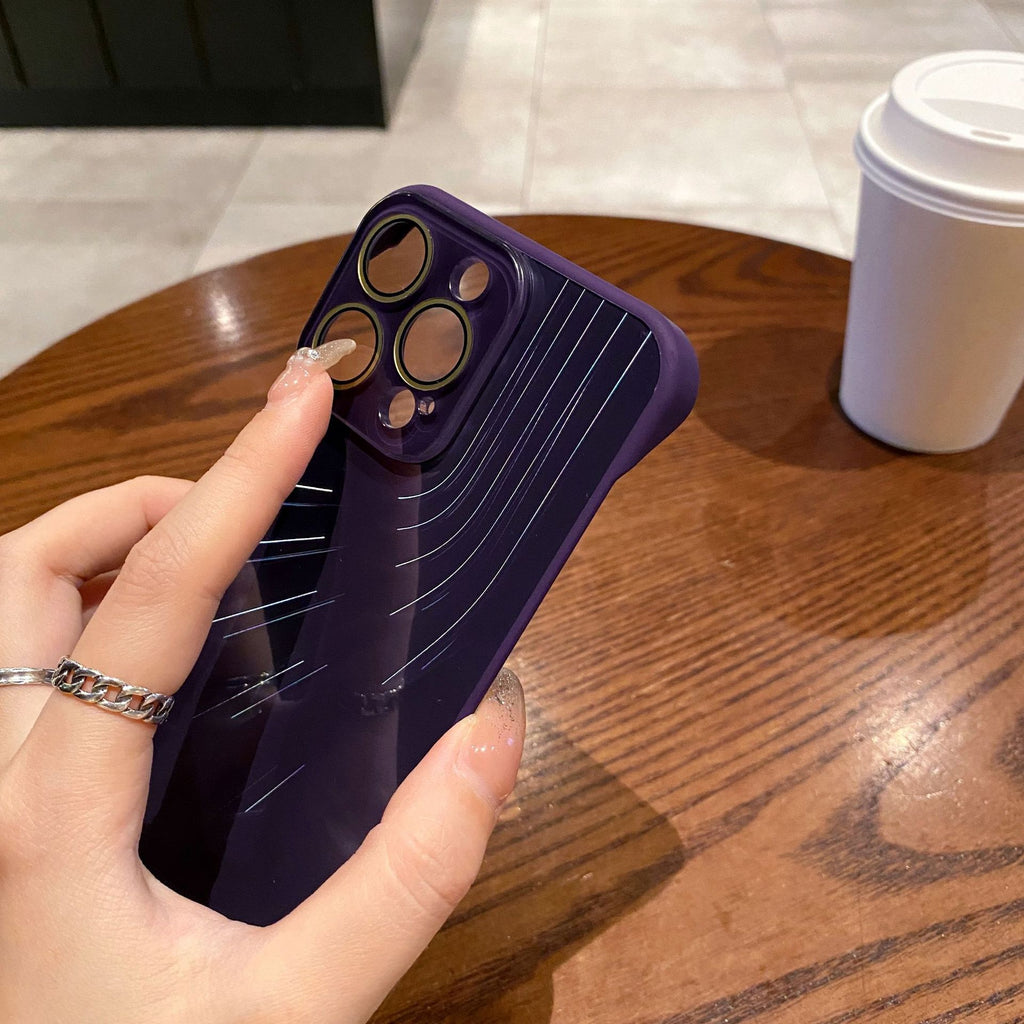 iPhone - Luxury Wave Pattern Case