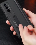 Magnetic Fold Case – AI Autofocus Protection with Kickstand