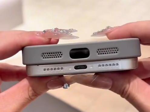 Shiny Chrome Magnetic Case