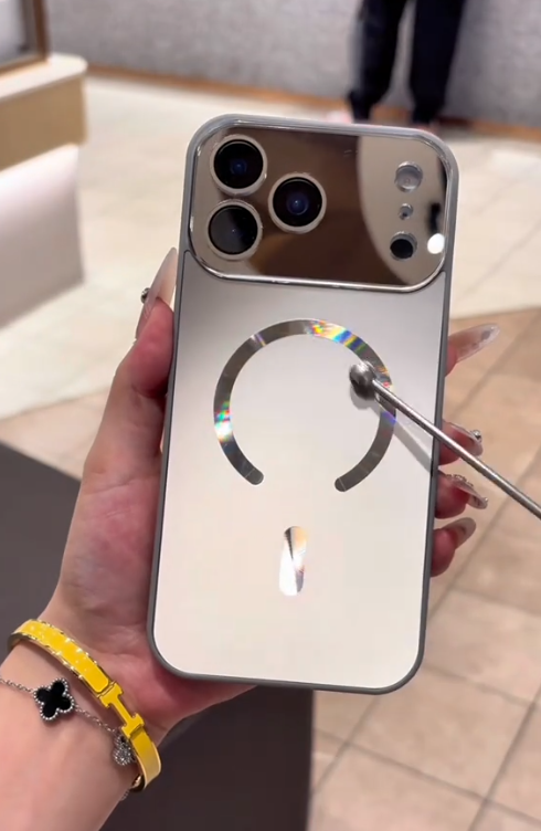 Shiny Chrome Magnetic Case