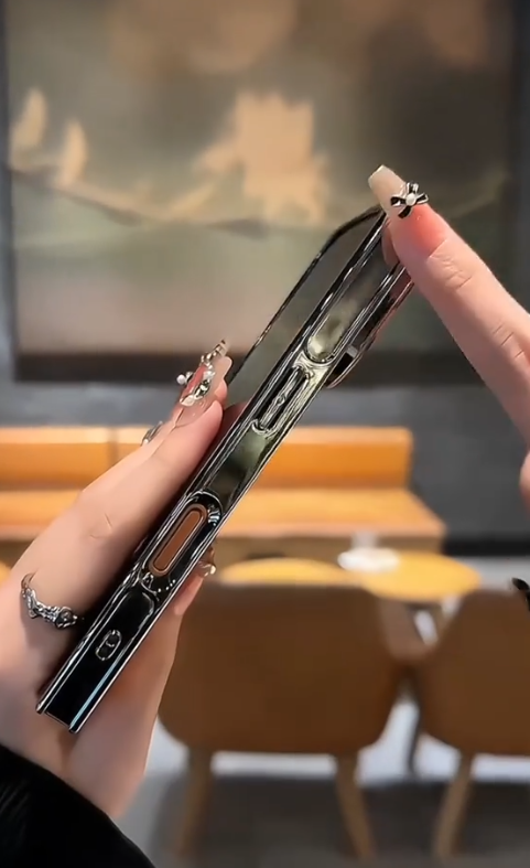 Aurora Electroplated Protective Case