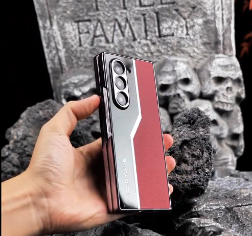Carbon Texture and Electroplated Foldable Phone Case