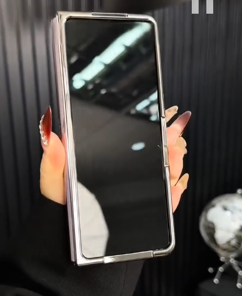 Electroplated Frosted Magnetic Case Fold Series