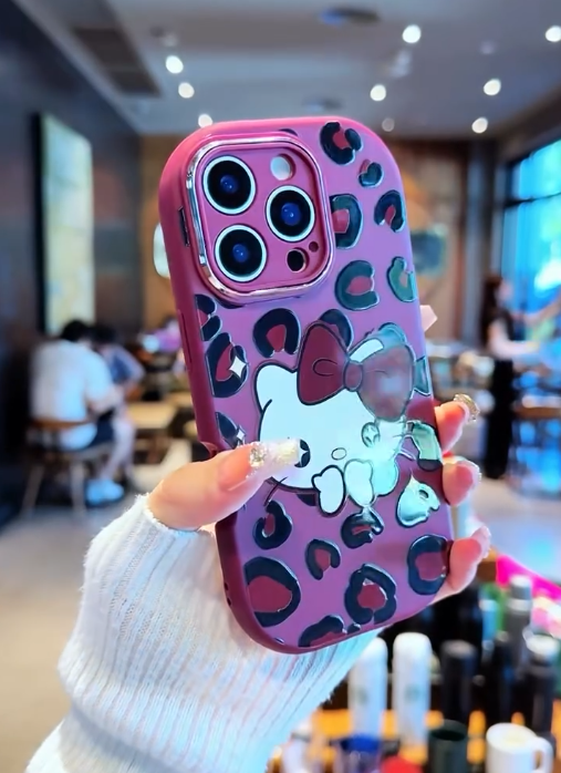 iPhone - Hello Kitty phone case