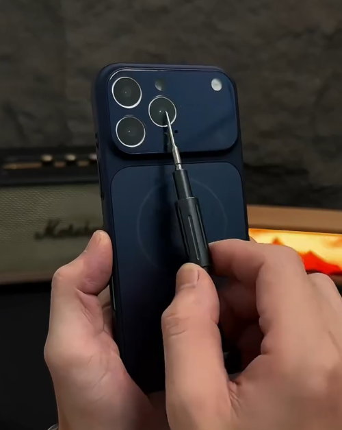 iPhone - Blue Hybrid Bumper Cover