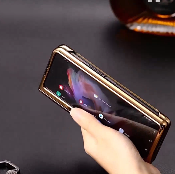 Galaxy Z Fold Series - Luxury Crocodile Leather Case with Gold Stand