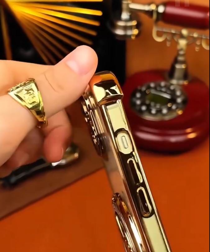 iPhone - Gold Turbine Kickstand Case