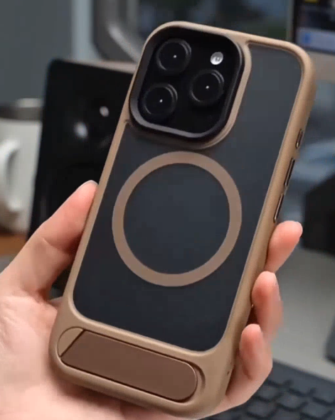 iPhone - Magnetic Phone Hidden Kickstand