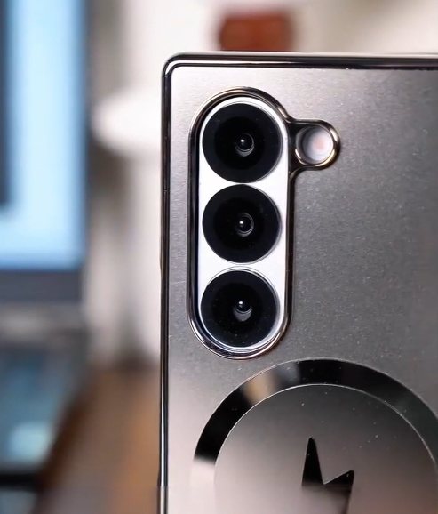 Electroplated Frosted Magnetic Case Fold Series